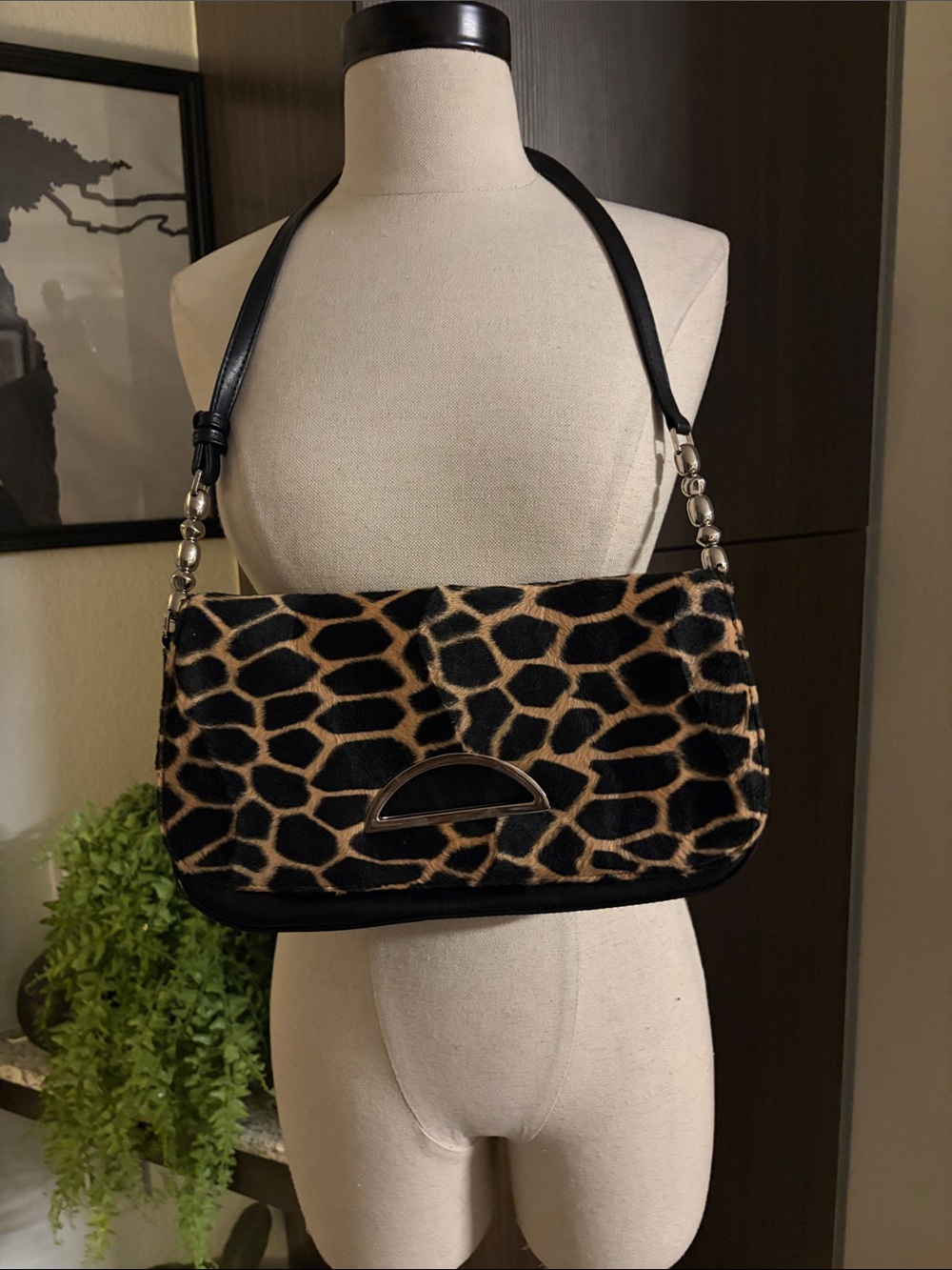 Giraffe-Print Shoulder Bag in Black and Brown